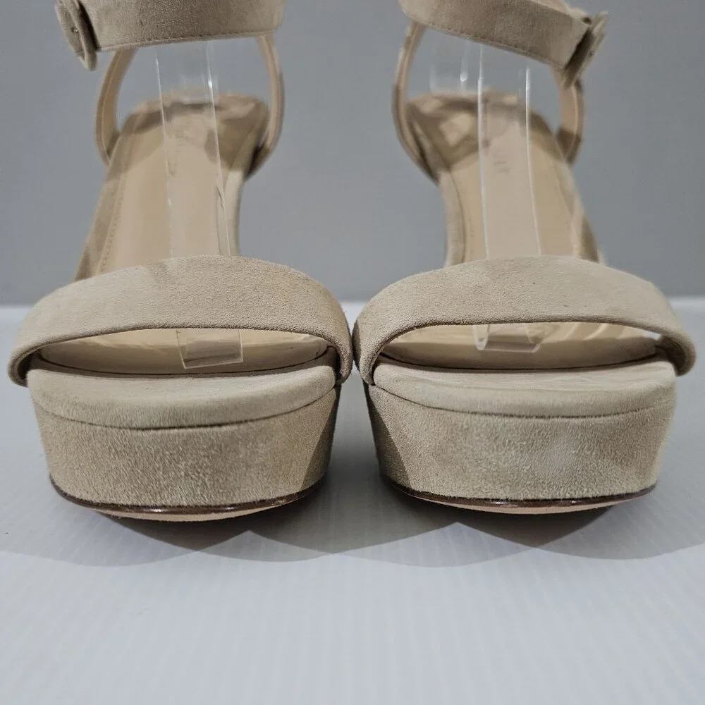 Veronica Beard Darcelle Platform Sandal Womens 10 Sand Beige Suede Stiletto Heel